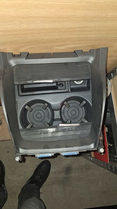 Стойка за чашки за BMW Х5 X6 Е70 E71