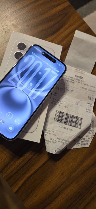 Vand iphone 16 cu FACTURA si GARANTIE