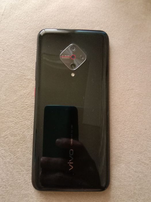 Мобильный телефон