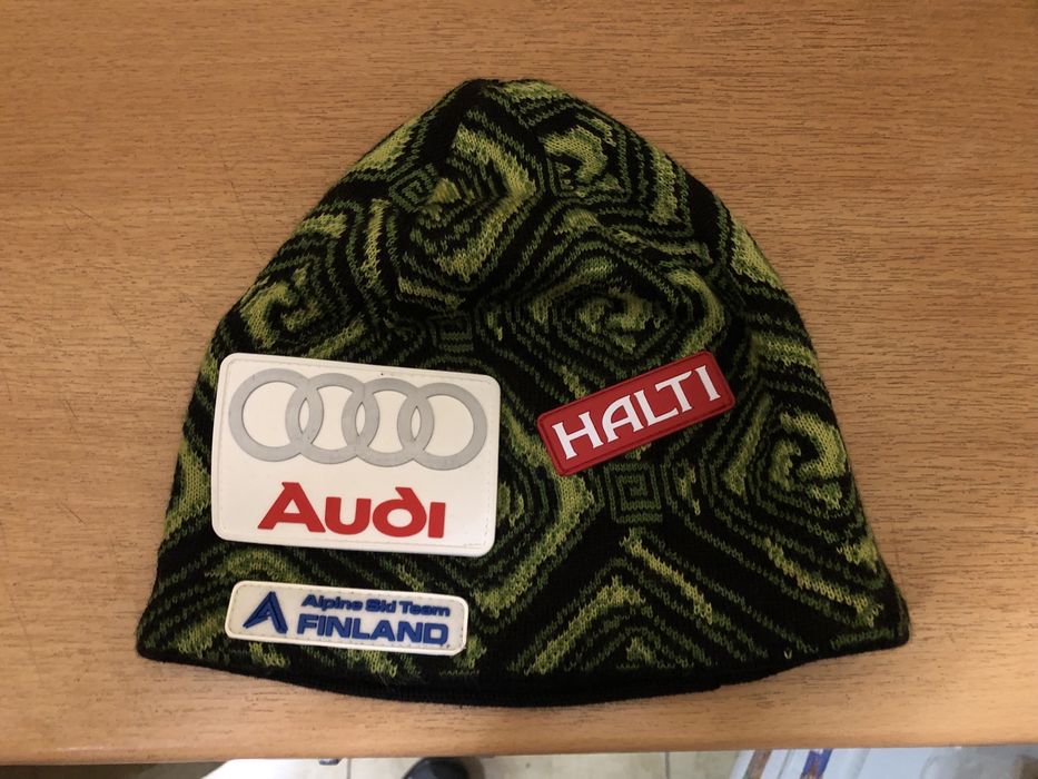 Зимна шапка и лента Phenix и Eisbar Halti