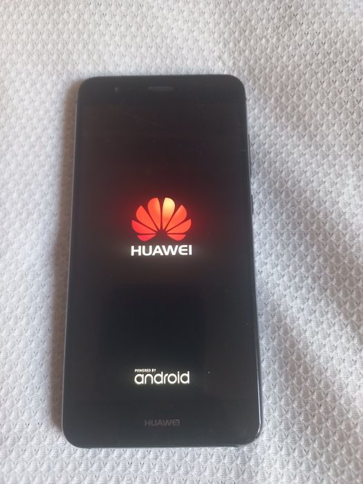Смартфон HUAWEI Y5 Lite