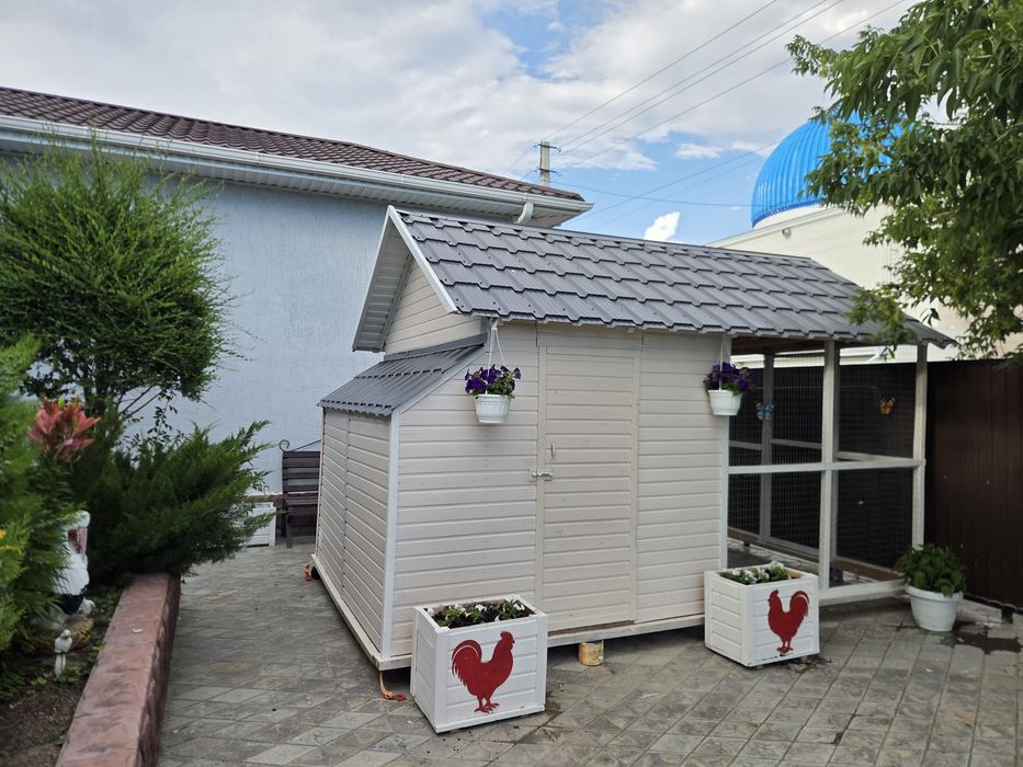 Домик для птиц, курятник