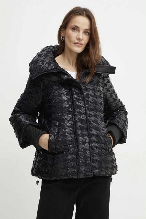 Дамско яке GUESS