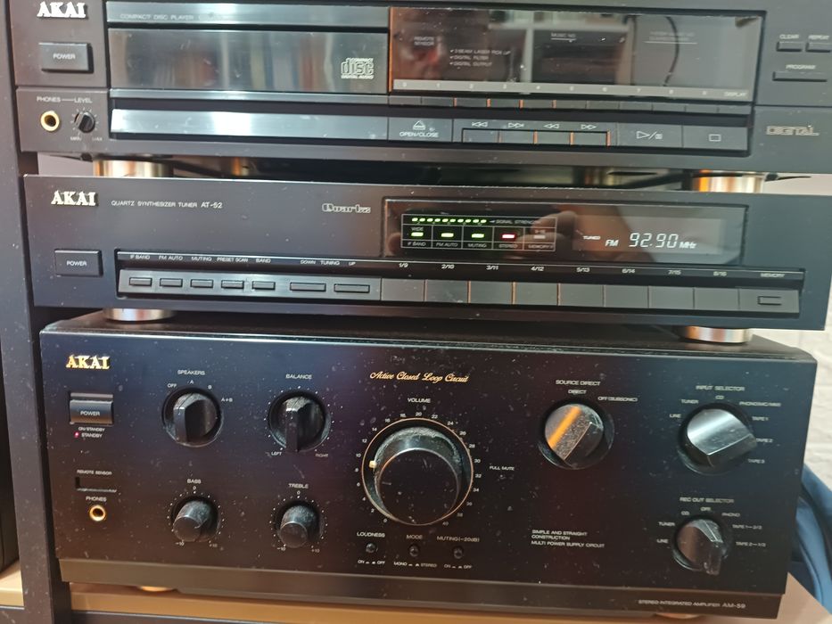Tuner Akai AT-52 perfect functional
