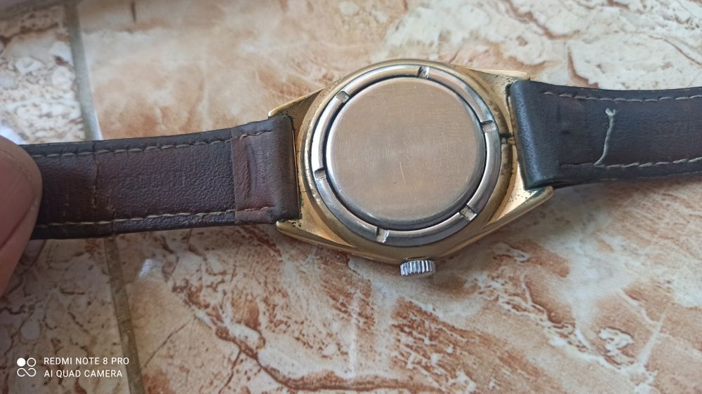 Продам часы ссср