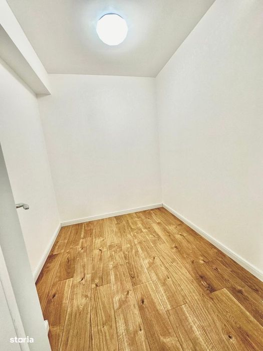 Apartament la cheie,55 mp utili , etaj intermediar,parcare.zona Terra