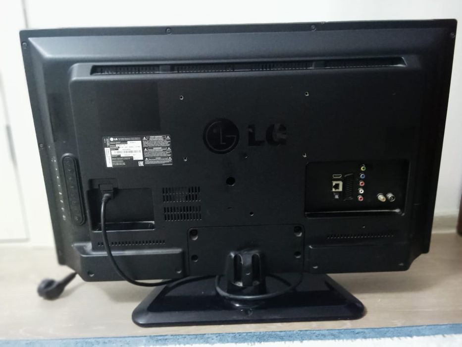 Телевизор LG продам