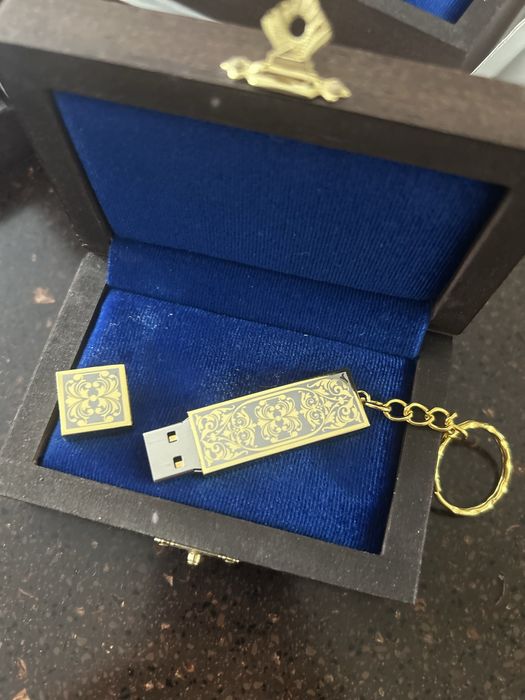 Флешка Золото 24 карата