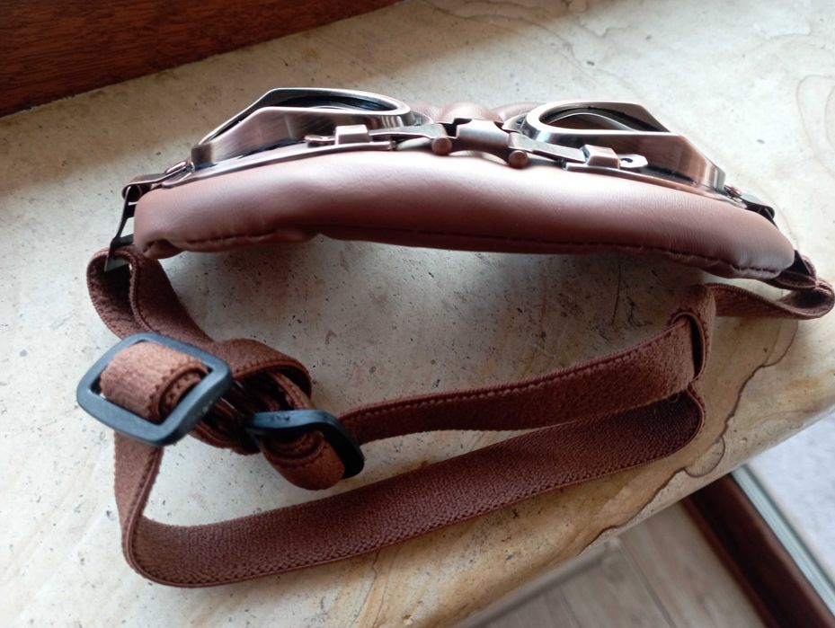 Ретро очила перфектни за ски, мотор, колоездене