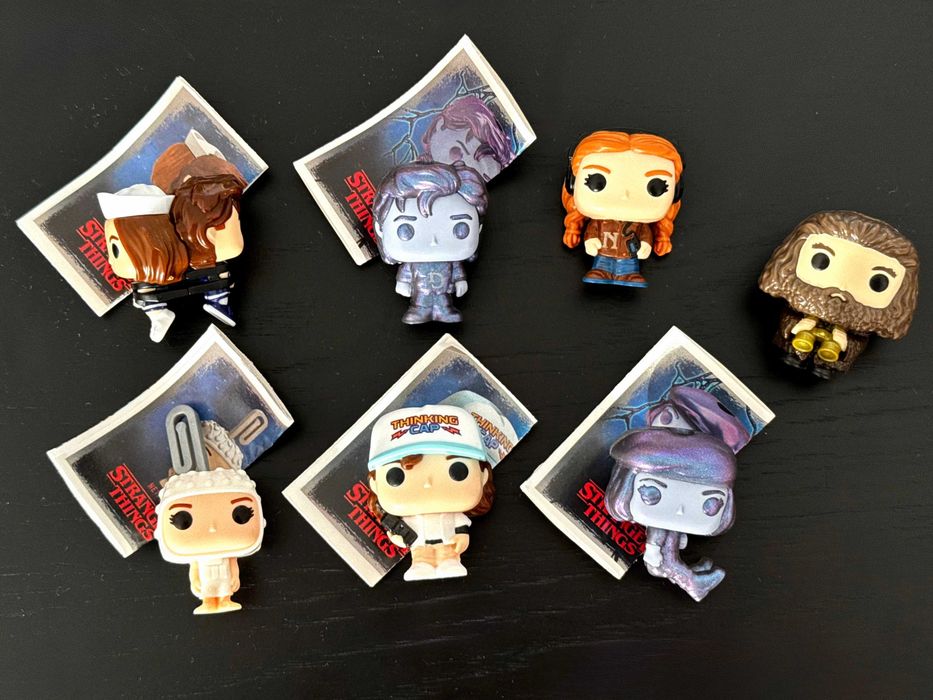 Stranger Things Kinder Joy фигурки