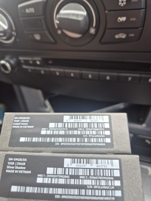 S26 256GB  cobalt violet/silver shadow