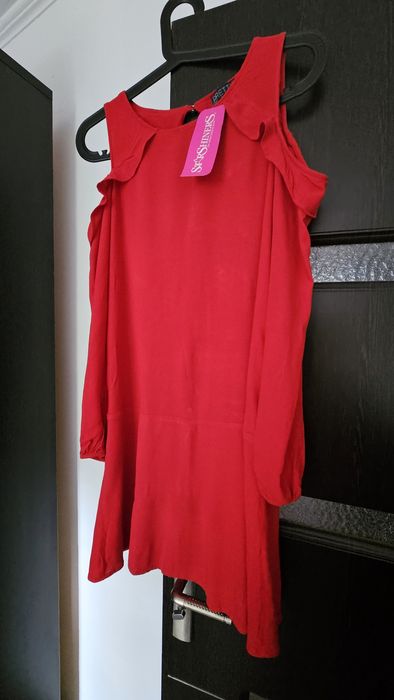 Rochie StarShiners, roșie, nouă, cu etichetă, mărimea 38.