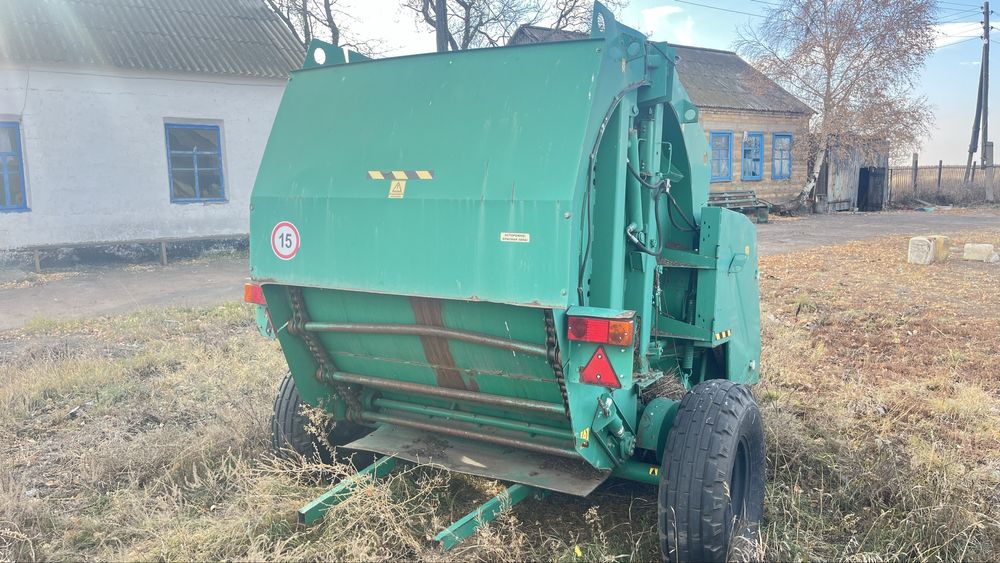 Продам прес-подборщик 145