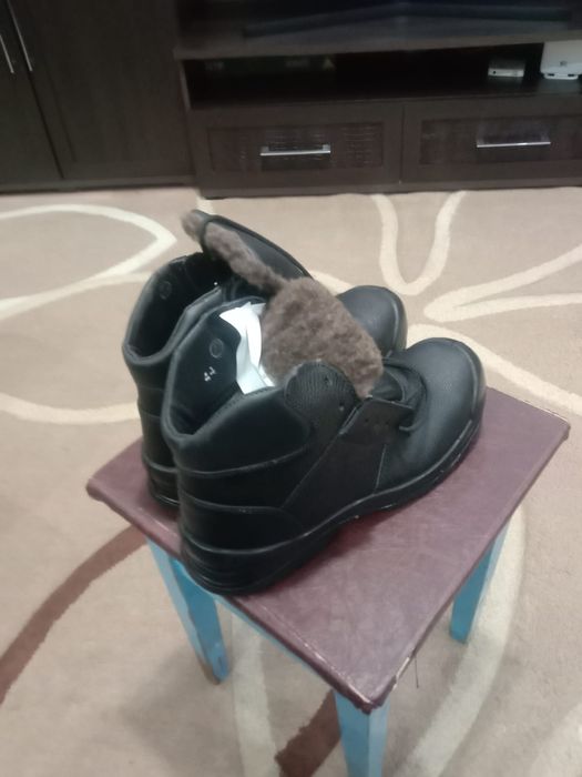 Мужские спецботинуи. Зима. Размер 44