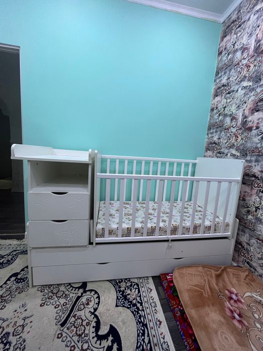 Детская кроватка