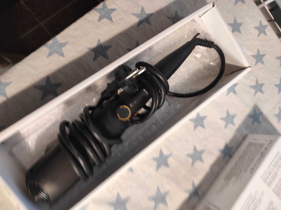 Професионална четка за коса