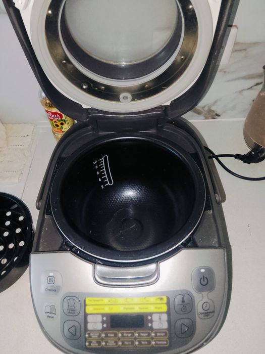 Продам мультиварку Tefal