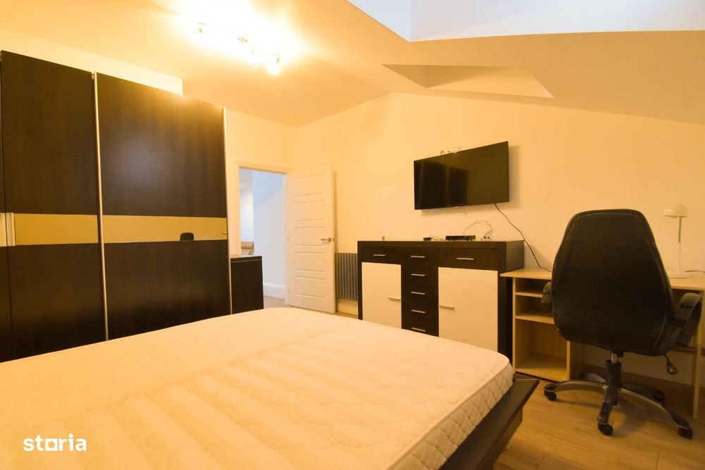 Apartament 2 camere, 200 m - Piața Unirii, 3 min UMF, proaspăt văruit