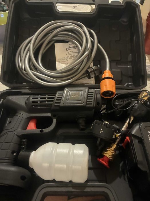 ЧИСТО НОВА Акумулаторна безжична водоструйка PowerMax 21V