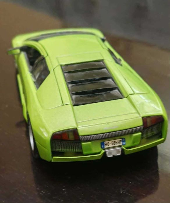 Macheta Lamborghini Murcielago, scara 1:24, Maisto