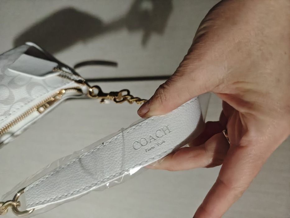 Дамски чанти топ модел