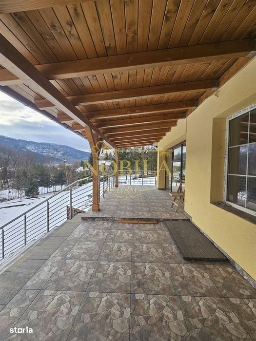 Casa De Vacanta  Cu Teren De Vanzare Harja