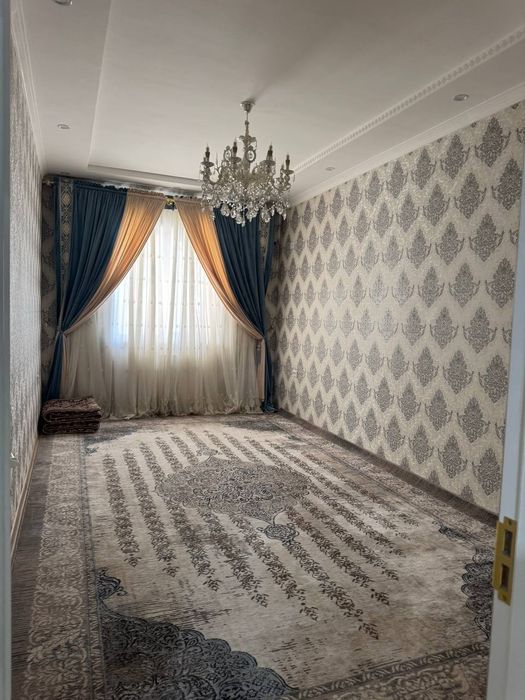 Сдаётся 3х ком квартира на 4 этаже с лифтом, ор:Мечеть Файзиобод,