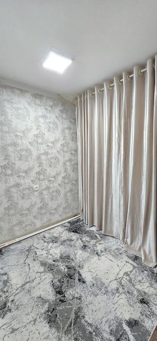 Квартира на Чиланзар 9 квартал-Иняз 2*3/1/4 общ пл 54м балкон 2*9