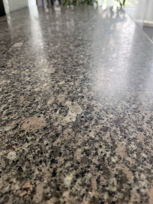 Продам столешницу натуральный гранит