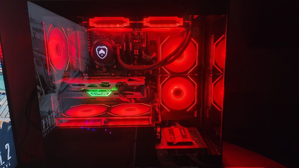 Мощен гейминг компютър Ryzen 5 5600 / RX 6600 XT + пълен комплект