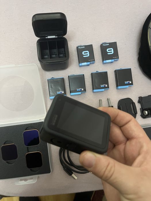 Gopro Hero 10 Black + accesorii profesionale