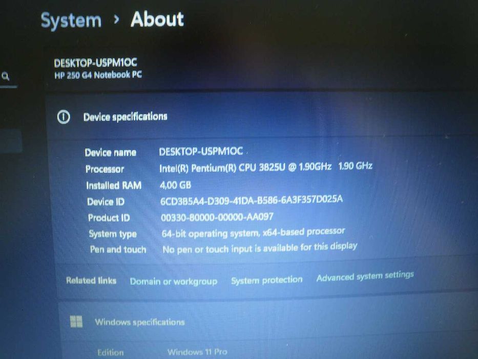 лаптоп HP 250 - работещ с 1ч. режим на батерия