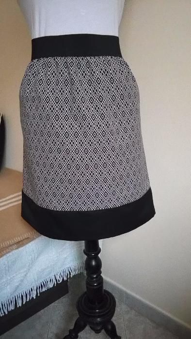 fusta noua cu talia pe elastic