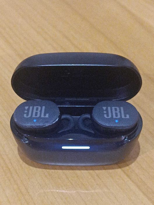 Безжични Слушалки - JBL Endurance Race 2