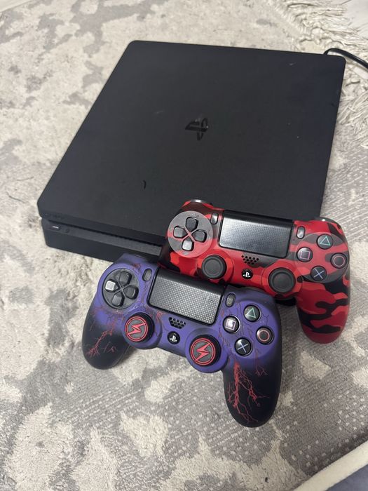 Sony playstation 4 slim