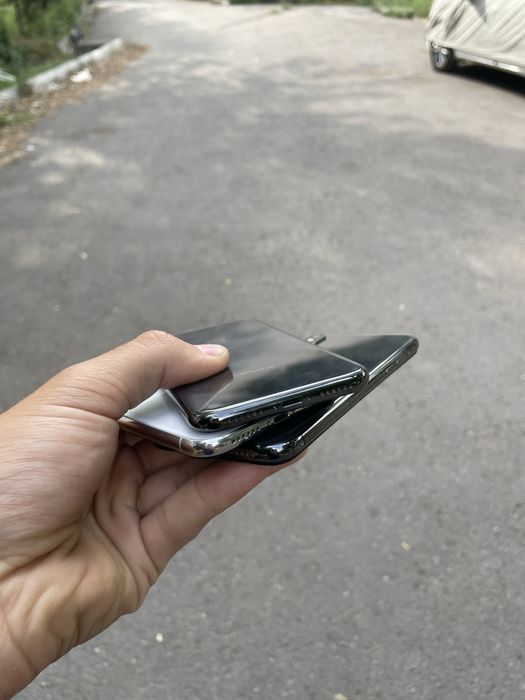 Iphone x 3 ta oqib chiqila