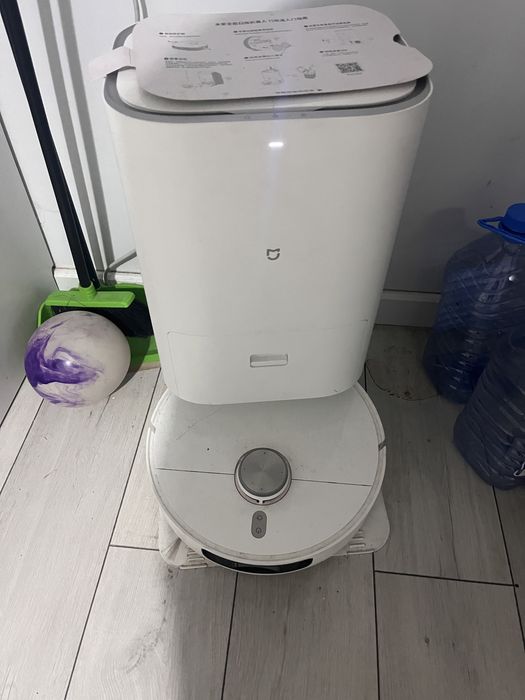 Робот пылесос оригинал xiaomi с самоочисткой