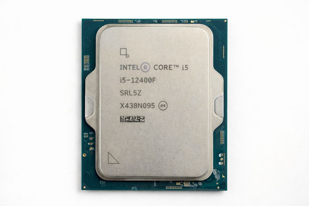 I512400f, GIGABYTE b760M D3HP