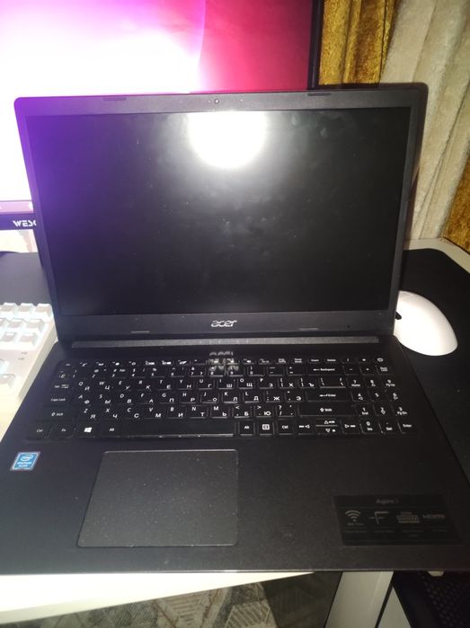 Ноутбук Acer aspire 3