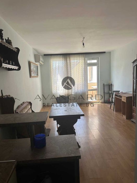 Продава се Двустаен апартамент в Пловдив, Център - 70 кв.м за 1070 €/кв.м - Снимка #2