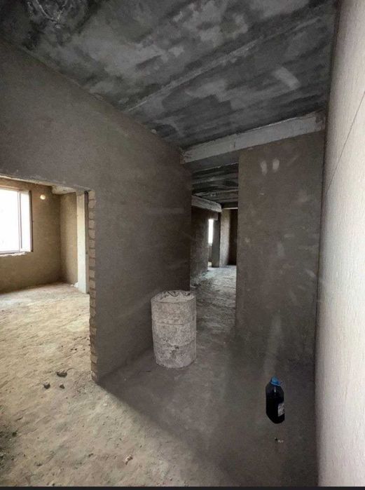 N.12329   Продается 2-х комнатная коробка