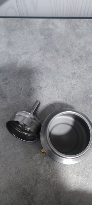 Qulay va kichi kajimdagi MAKER