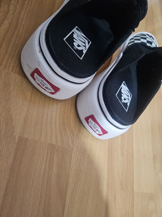 Продам кеды вансы оригинал