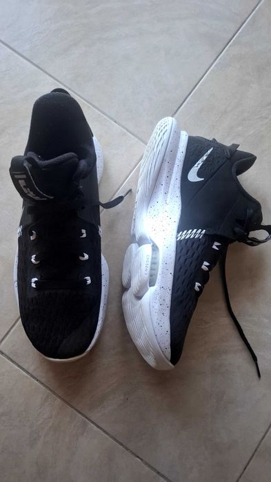 Маратонки Nike 42.5 номер