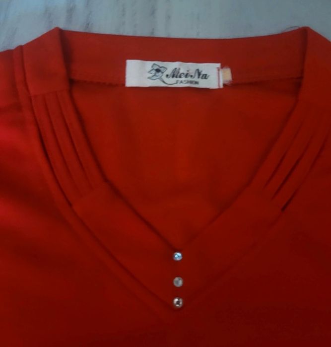 Bluza cu maneca lunga rosie