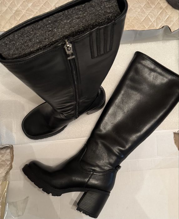 Продам зимний обувь