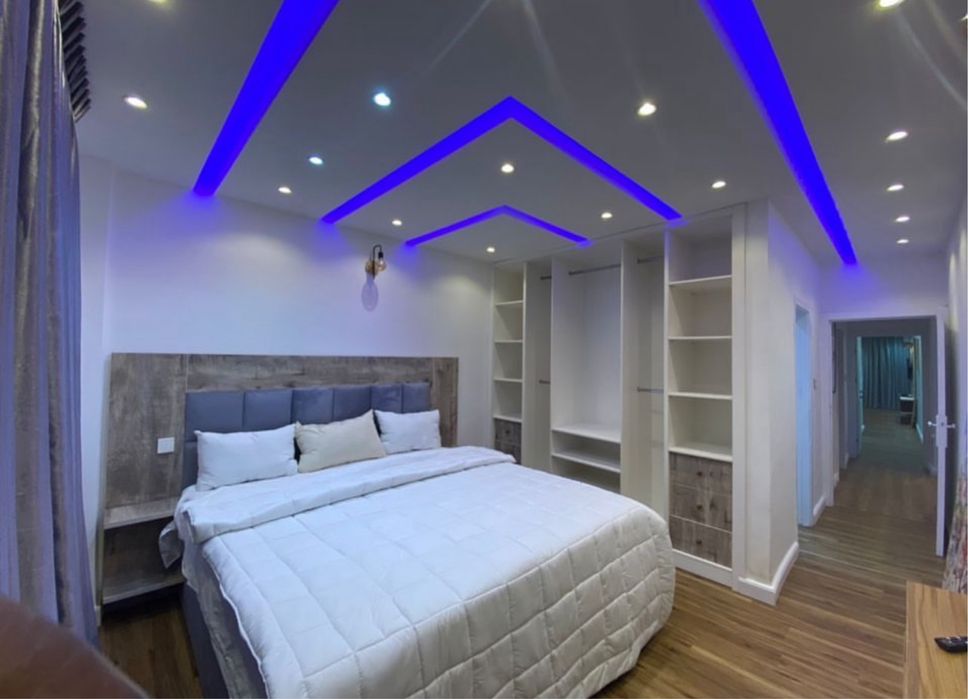 Сдаётся 4х комнатная квартира рядом Grand Mir Hotel!