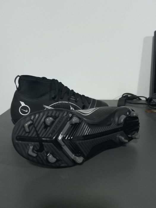 Бутонки Nike Mercurial