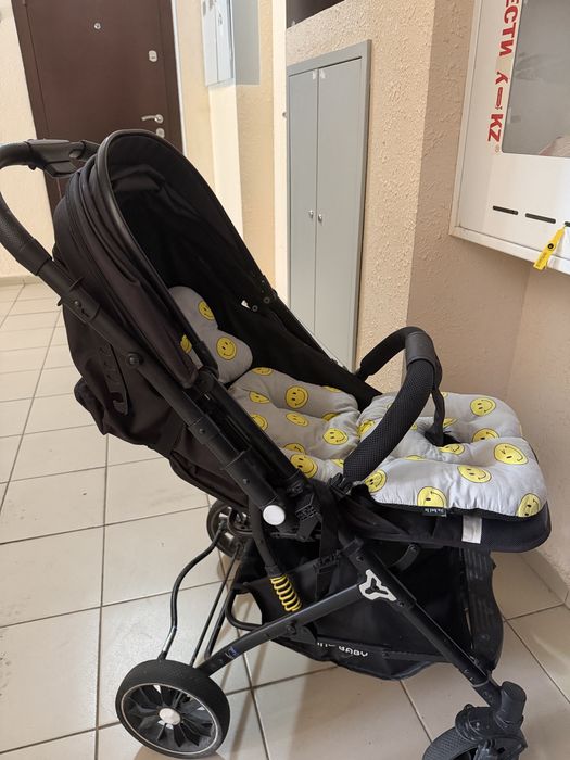 Продам коляску за 11000 тысяч