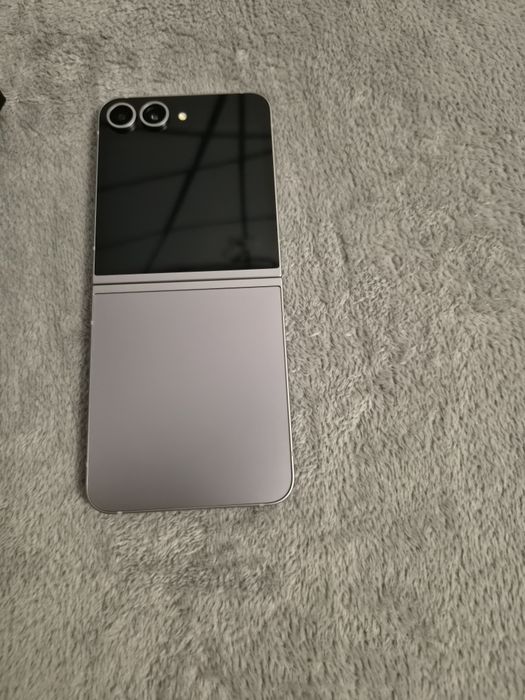 Samsung Z flip 6